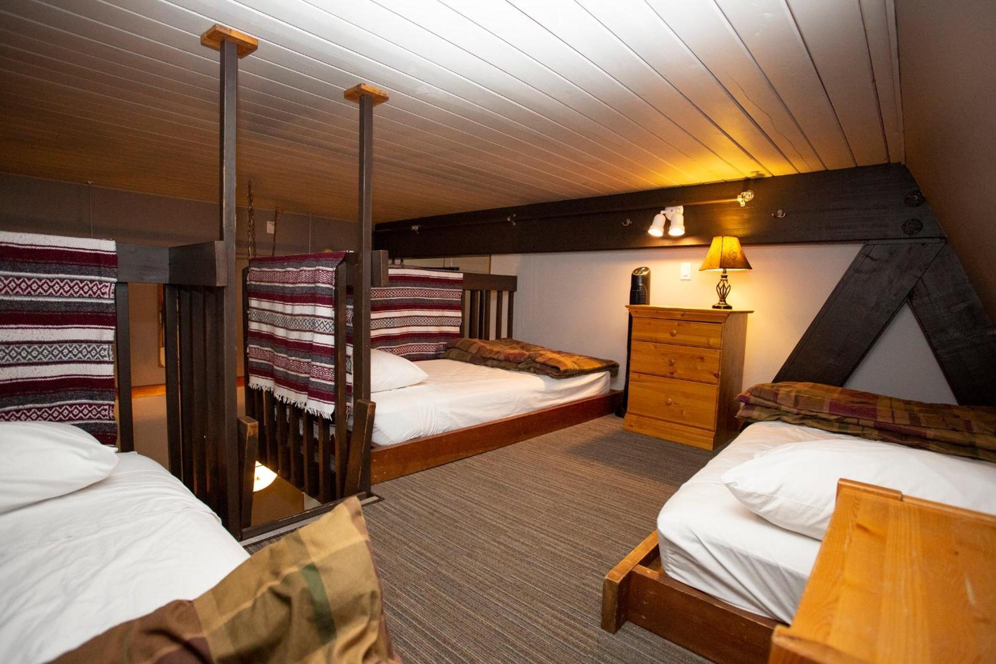 The Pinnacles Suites & Townhomes Silver Star Ngoại thất bức ảnh